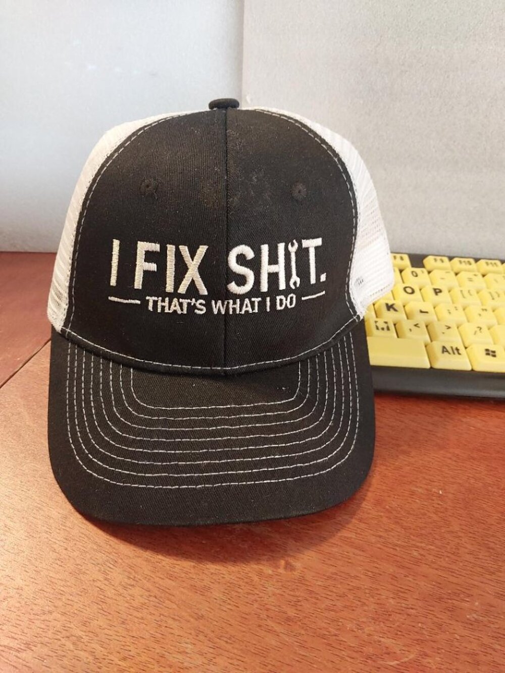 NEW ! I Fix Shit That's What I Do Trucker Hat Black front White Mesh